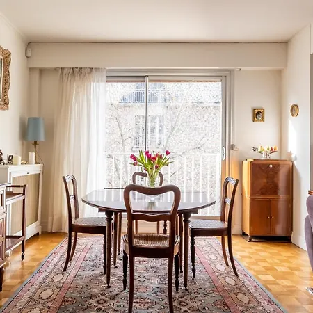 Apartment Veeve - Fragments In Time