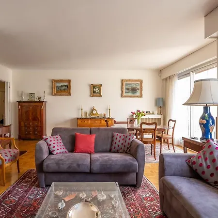 Veeve - Fragments In Time Apartment Paris