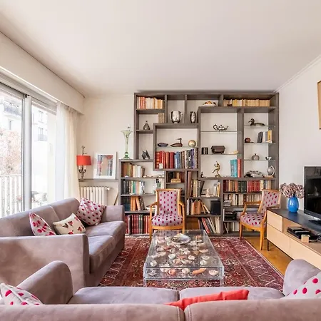 Apartment Veeve - Fragments In Time *